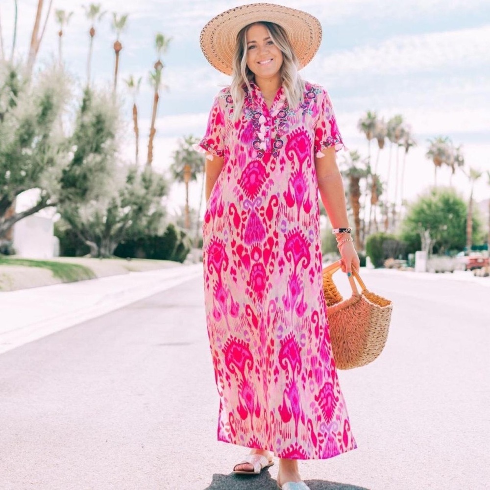 SOFT SURROUNDINGS embroidered pink Palace Maxi Dress Pink S